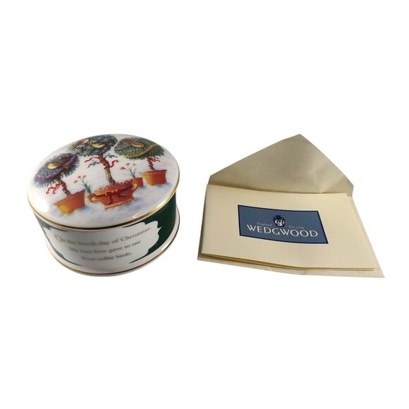 Wedgwood Twelve Days Of Christmas Porcelain Box "Four Collie Birds" W/Box-Flawed - Picture 2 of 13